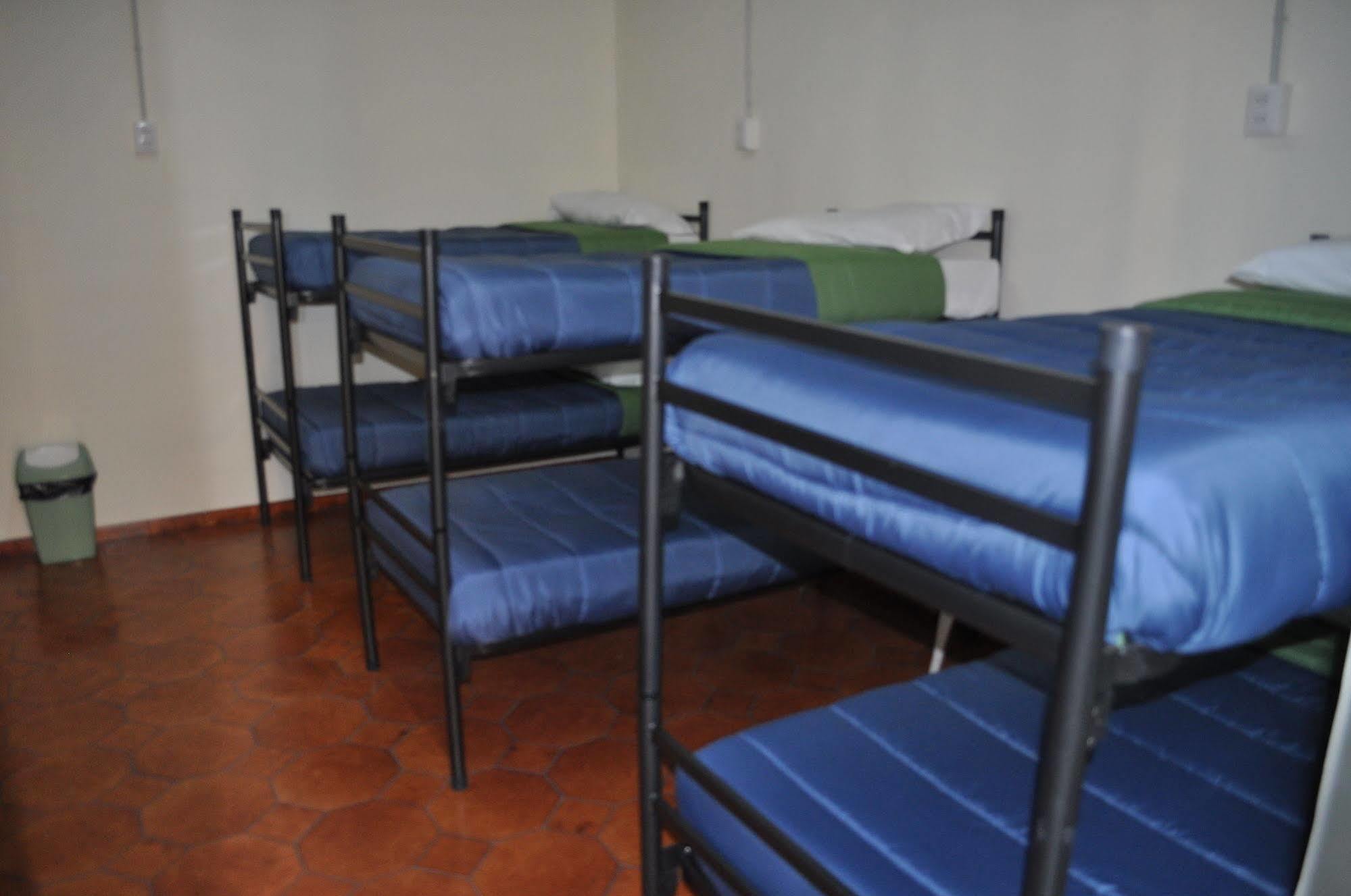 Naples Experience Hostel - Age Limit 18-28 Bagian luar foto